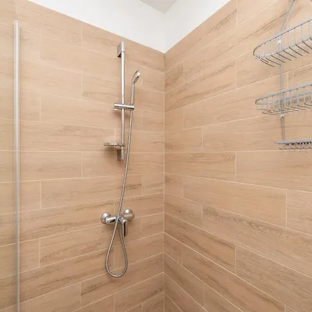 Matej Δωμάτια σε οικογενειακή κατοικία Bibinje